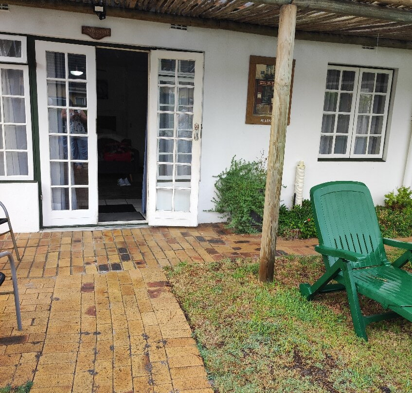 Howard's End Manor Bed And Breakfast主图