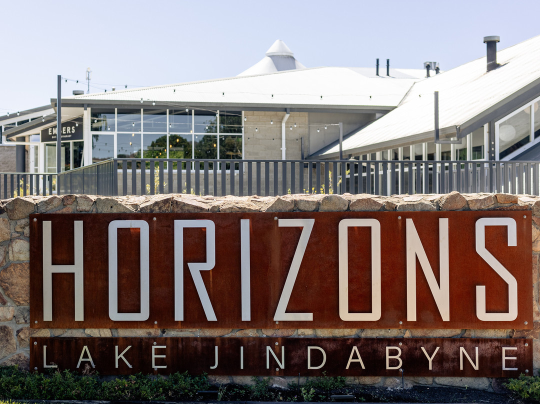Horizons Lake Jindabyne主图