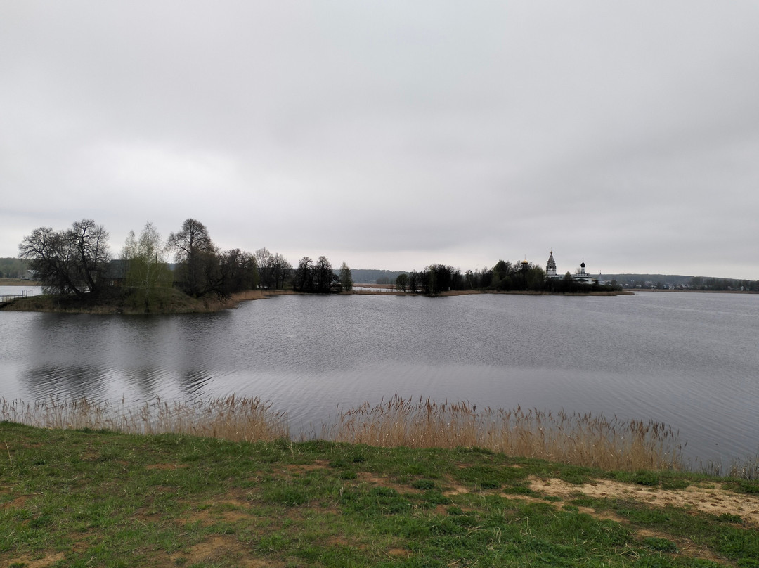 Saint Trinity Ostrovoezersk Monastery景点图片