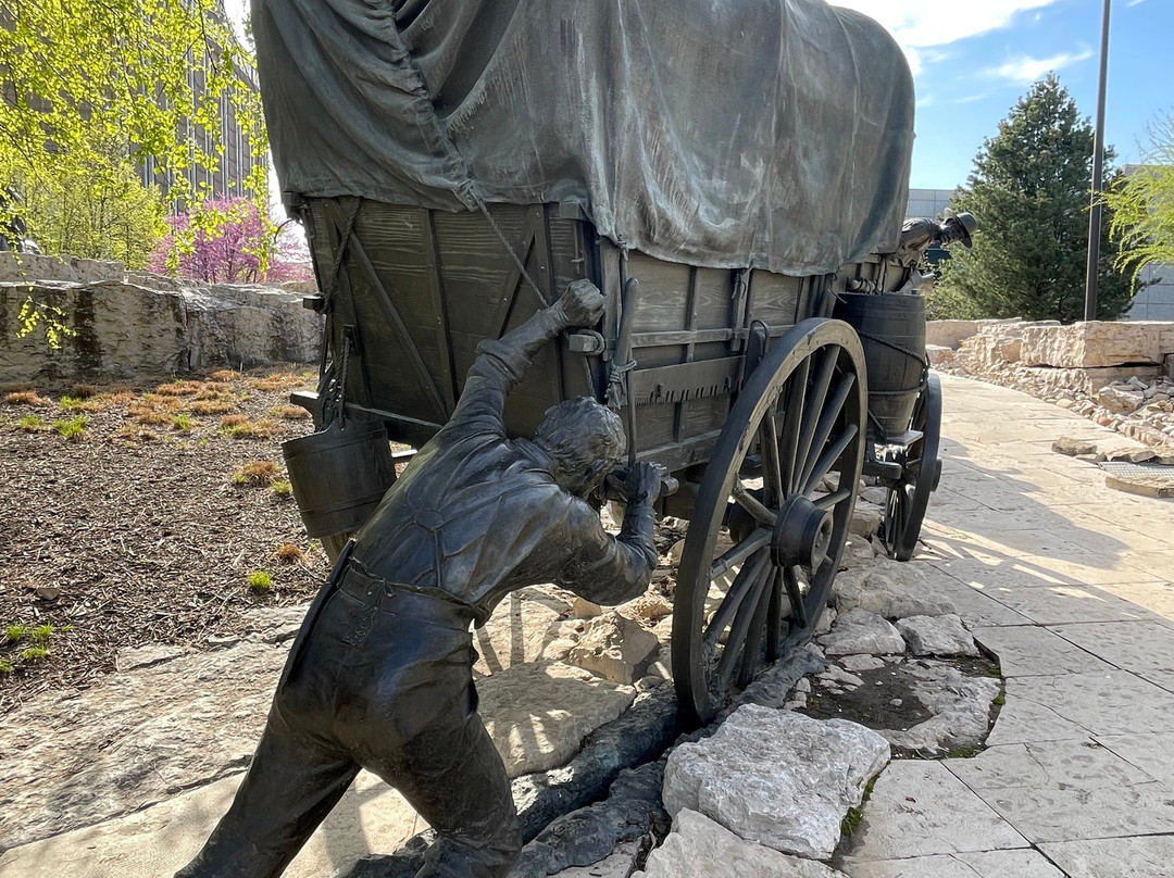First National's Spirit of Nebraska's Wilderness and Pioneer Courage Park-奥马哈必去景点