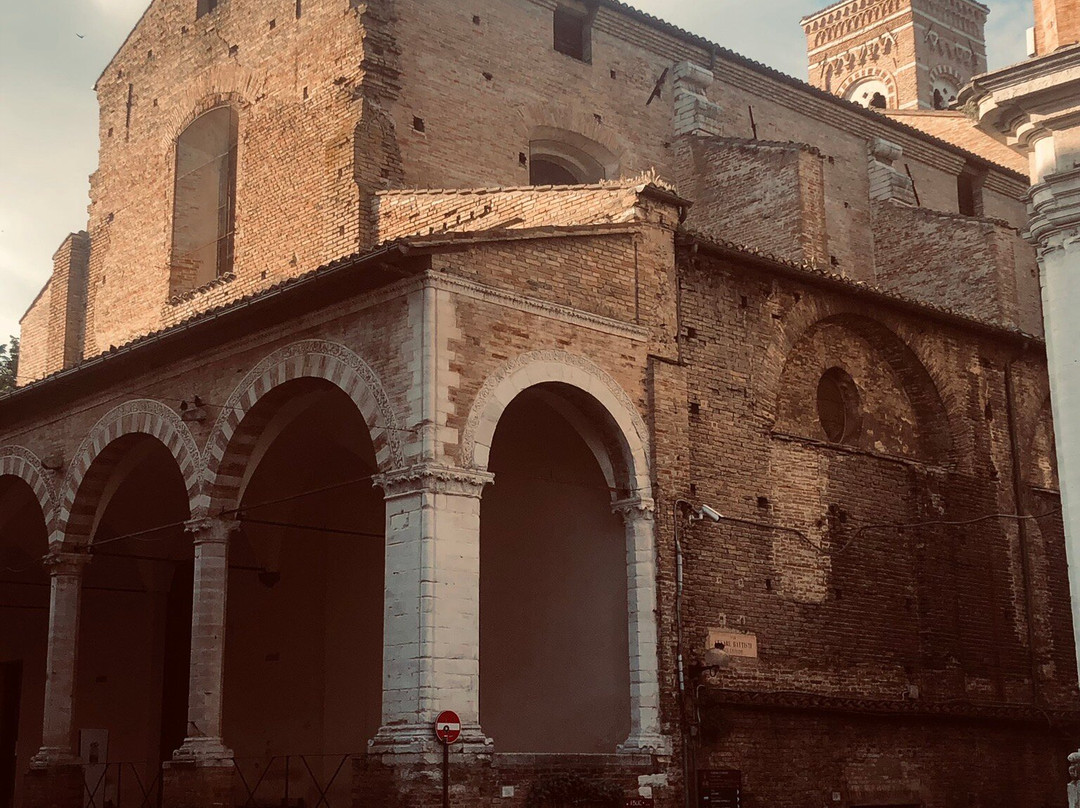 Chiesa e Convento di San Francesco-乌尔比诺必去景点