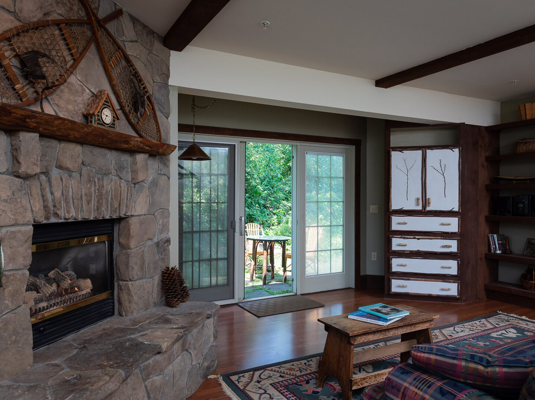 牢固住宅旅馆主图