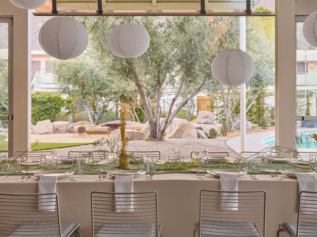 王牌酒店及游泳俱乐部主图