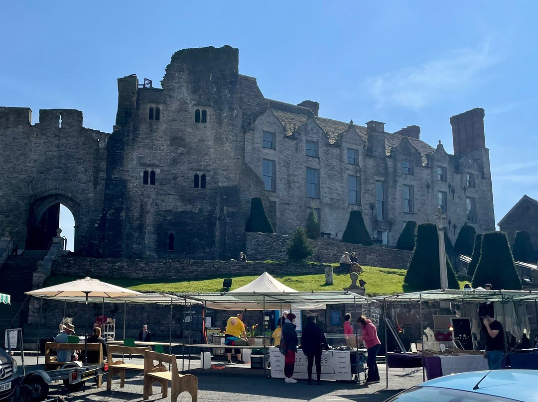 Hay-on-Wye Thursday Market Day-海伊必去景点