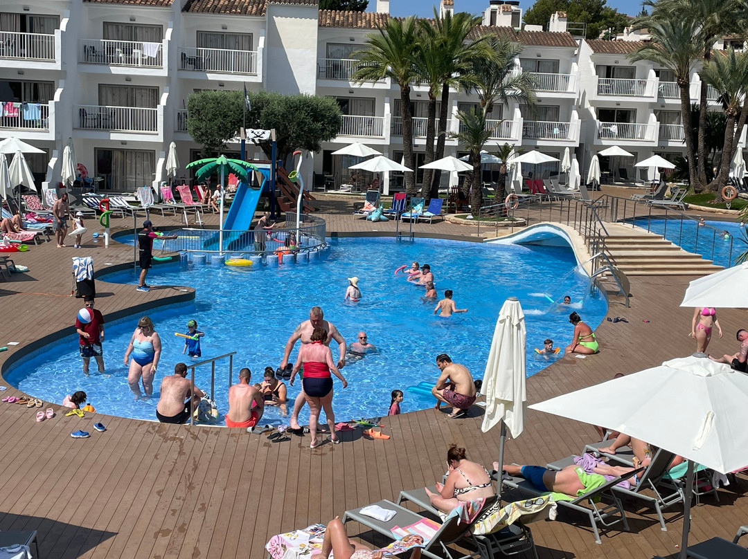Ca's Saboners Aparthotel主图