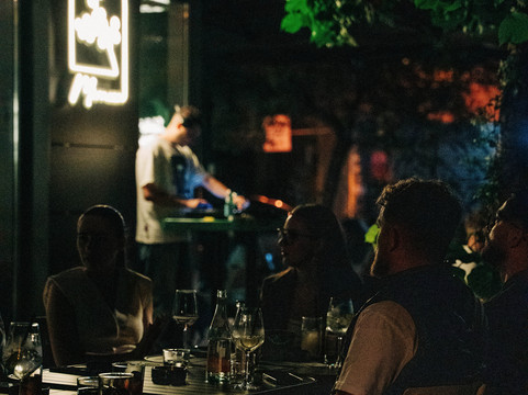 Mimoza Bar & Cocktails-地拉那必去景点