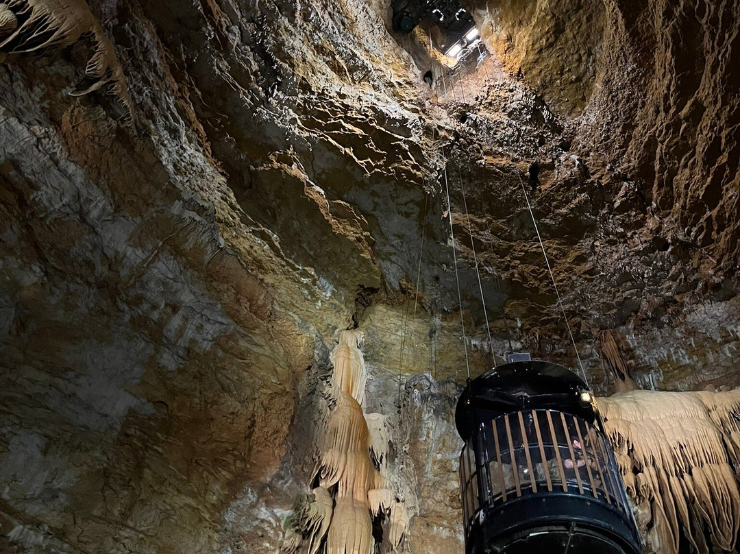 Le Gouffre de Proumeyssac-Audrix必去景点