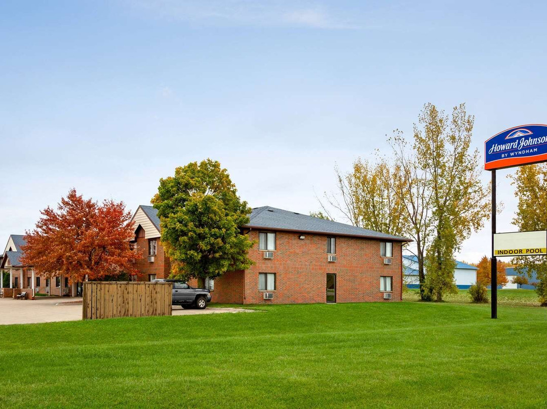 Waterloo酒店住宿-Howard Johnson by Wyndham Waterloo/Cedar Falls