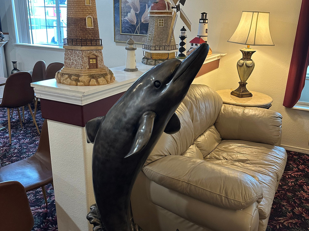 Lighthouse Inn主图