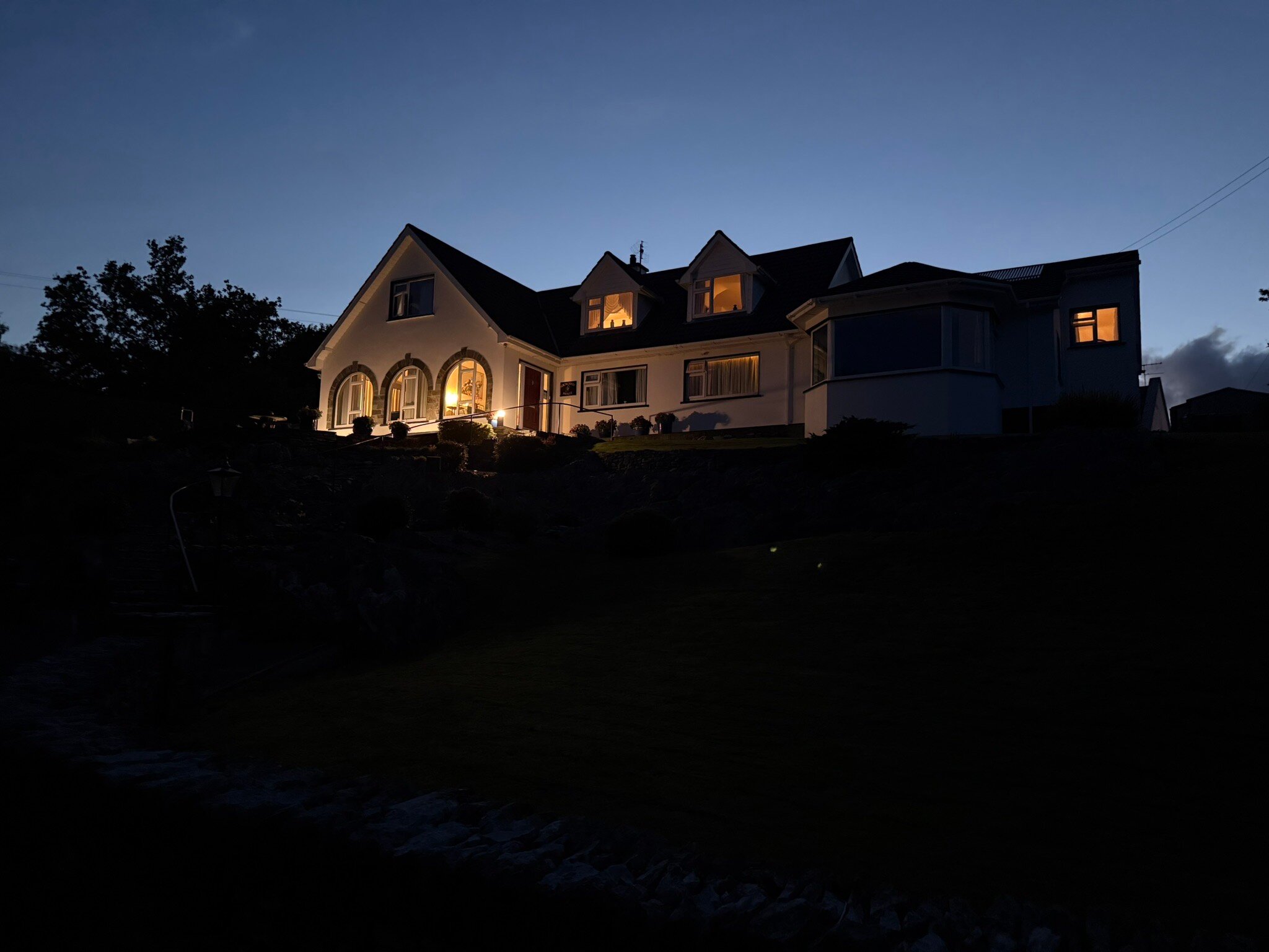 Rockcrest House-官方