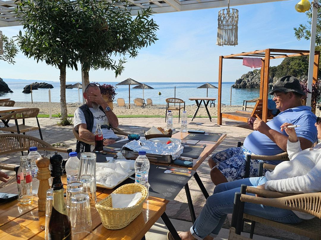Alex Bar  Apartments Sarakiniko