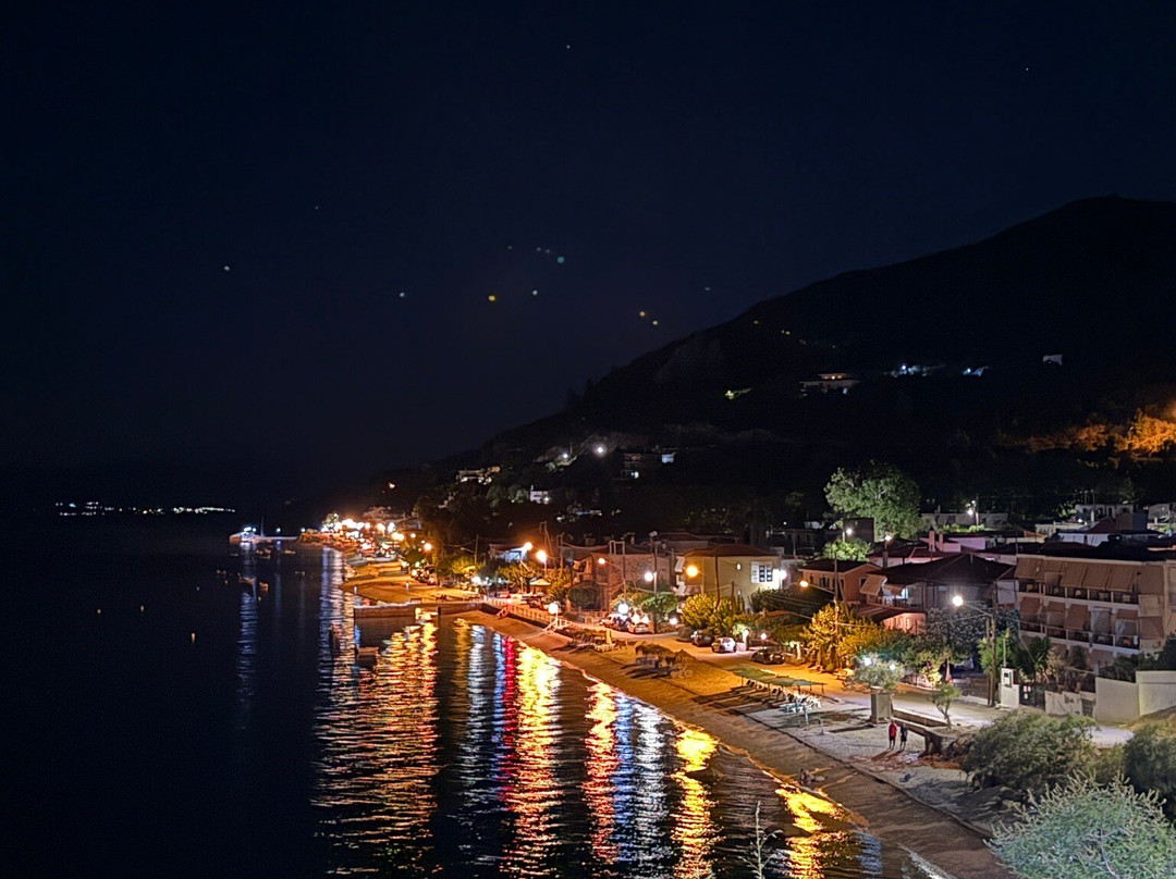 伊利亚马雷酒店主图