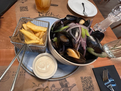 普塔德尔苏尔酒店主图