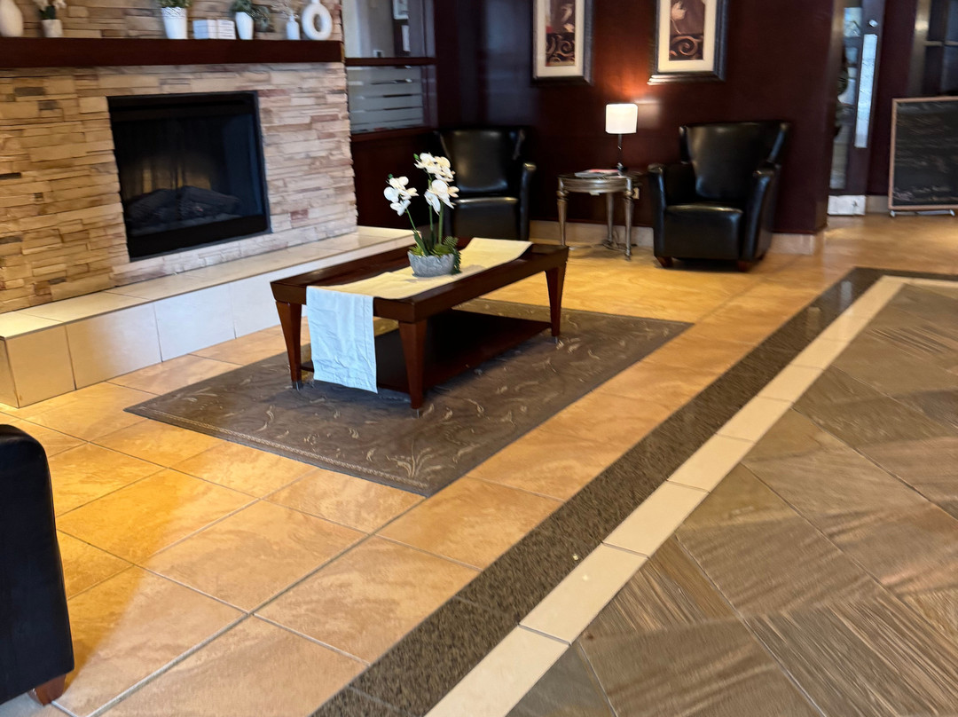 Holiday Inn & Suites Lloydminster By IHG主图