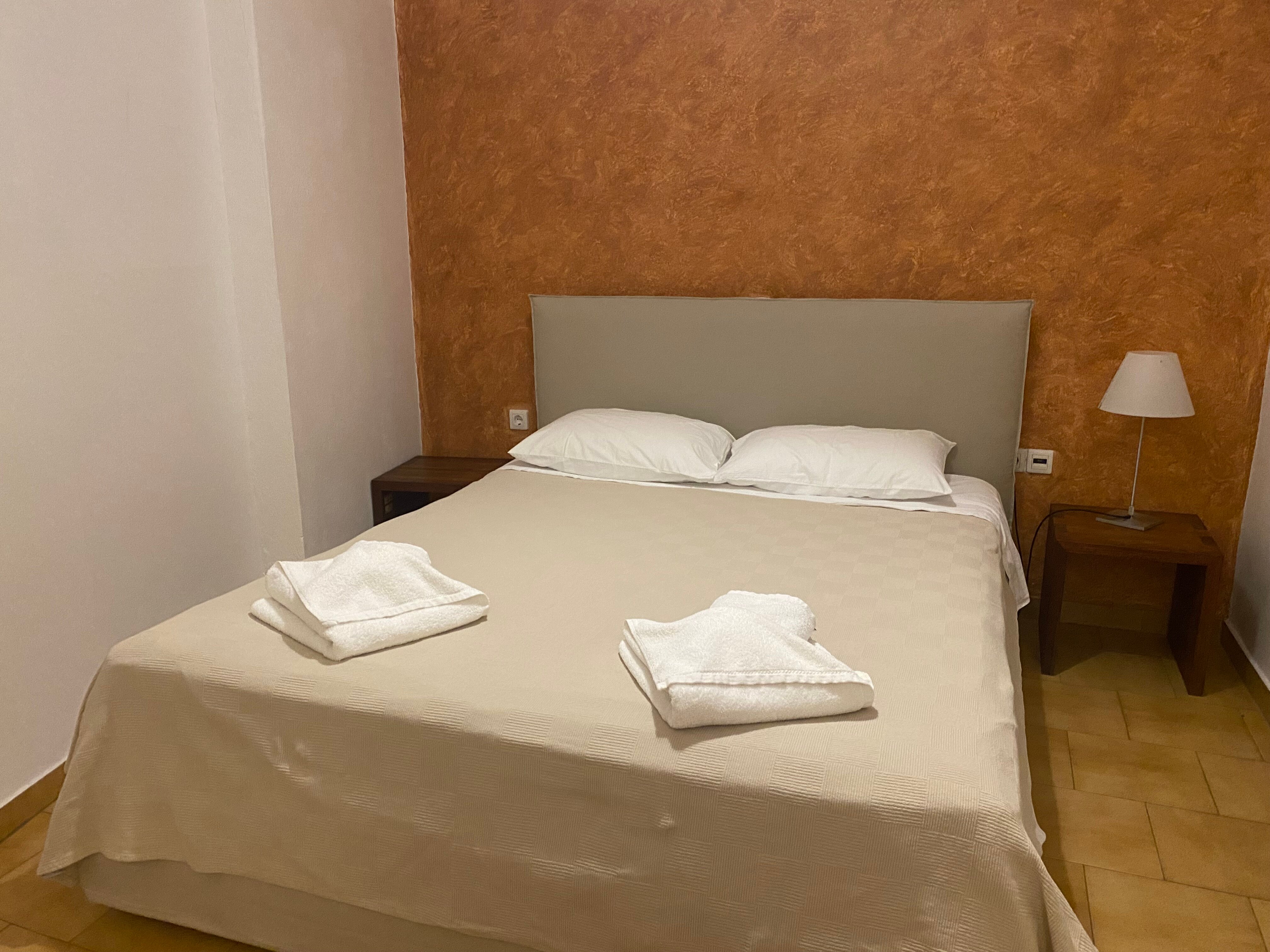 马诺斯小世界酒店-客卧