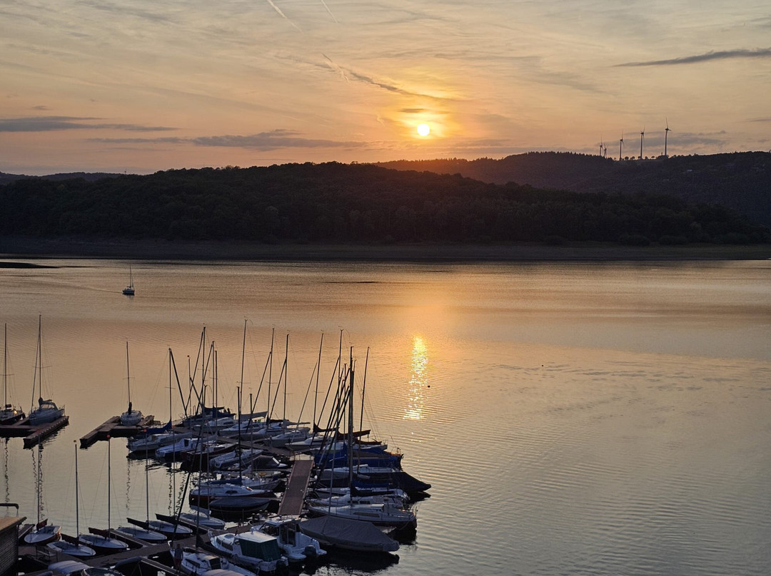 希尔霍夫酒店主图