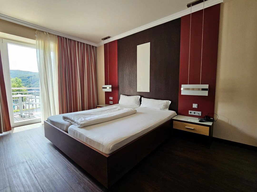 希尔霍夫酒店主图