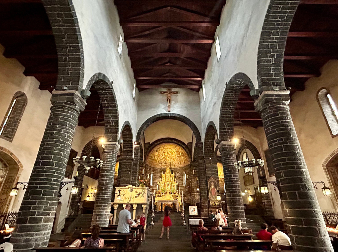 Basilica di San Giacomo-贝拉焦必去景点