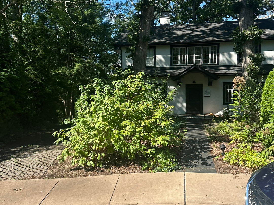 奥克赫斯特酒店主图