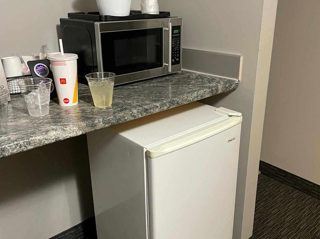 Stanford Inn Grande Prairie主图