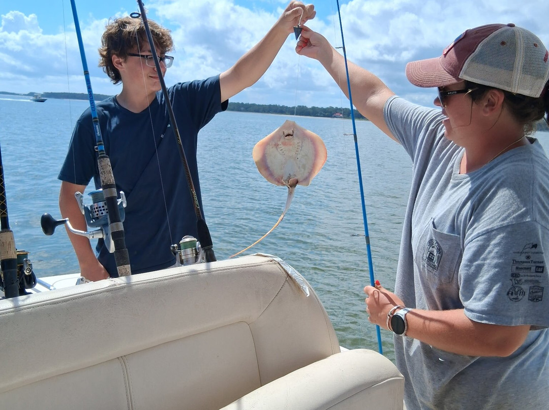 Salty Dog Happy Hour Cruise-Okatie必去景点