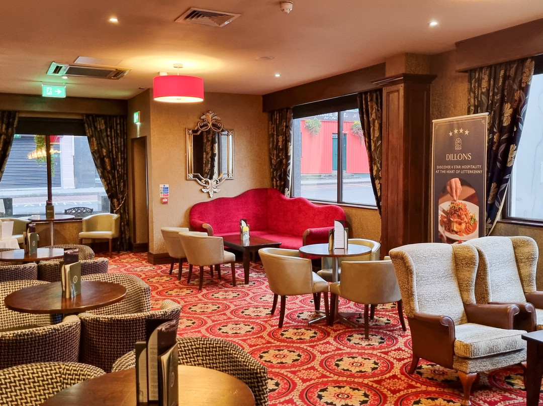 Dillons Hotel主图