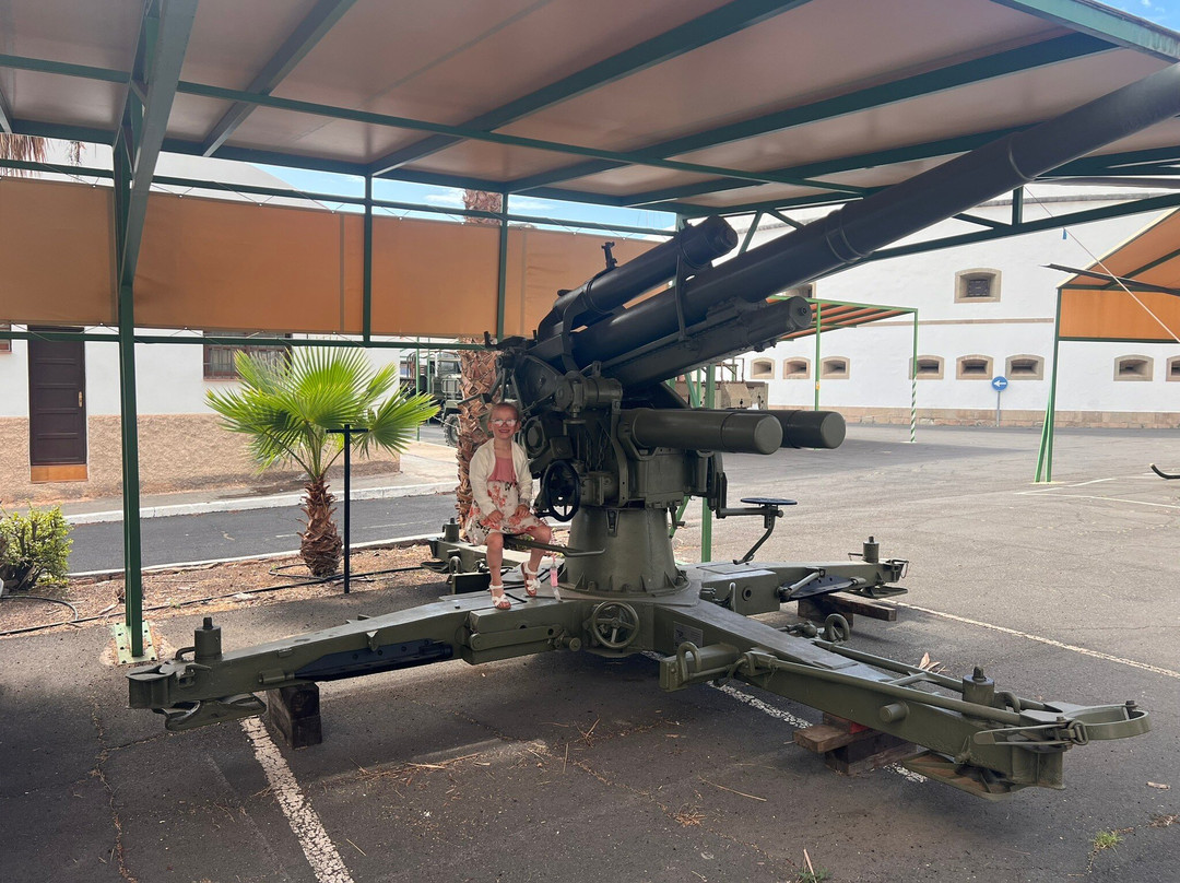 Museo Historico Militar de Canarias-圣克鲁斯-德特内里费必去景点