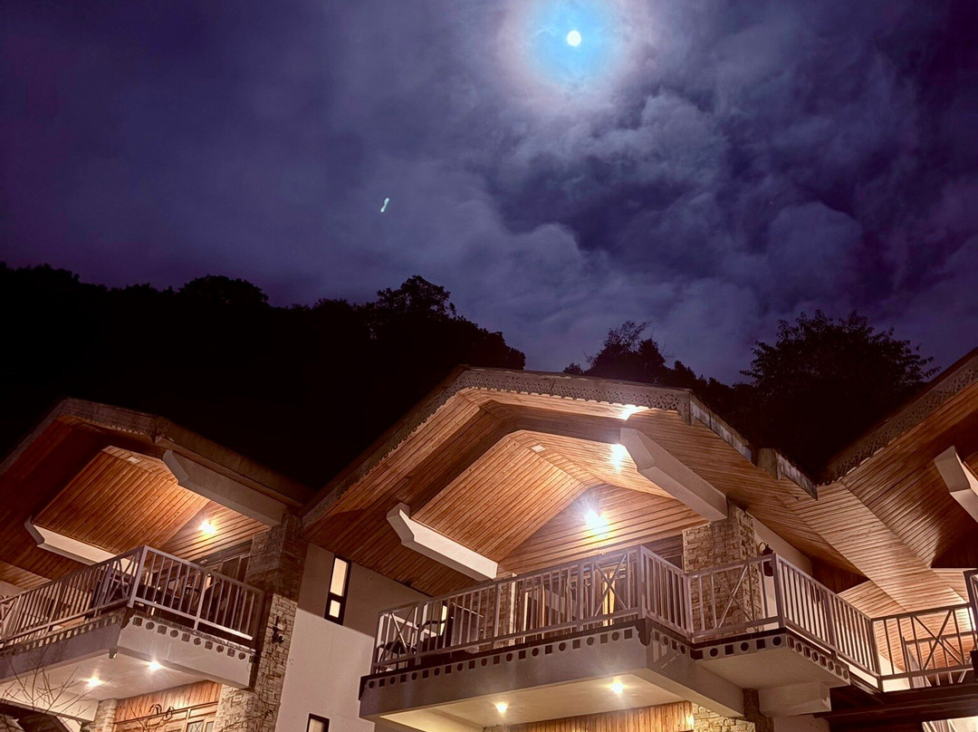 Magpie Chestnut Retreat主图