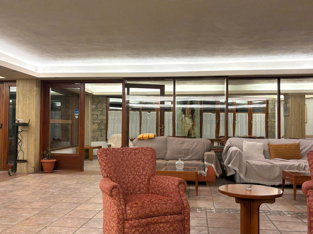 King Iniohos Hotel主图