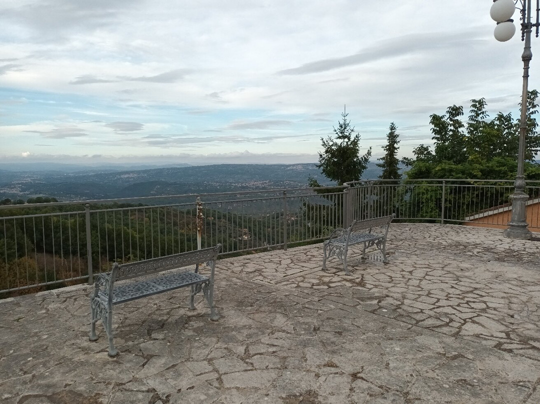 Punto panoramico Montemarano-Montemarano必去景点