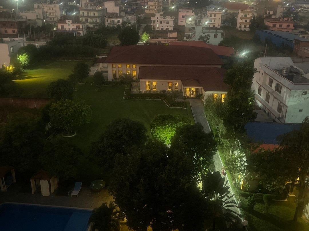 悉达多酒店主图