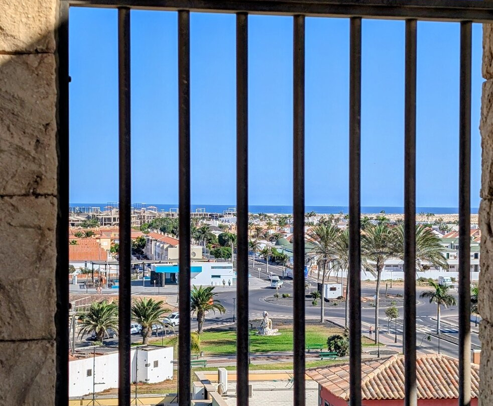 Villa Comercial El Campanario-科拉雷侯必去景点