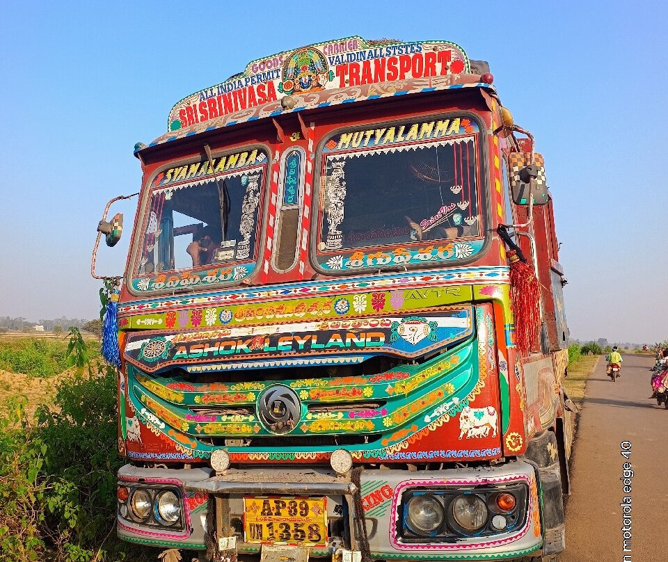 Alternative Tours-布巴内斯瓦尔必去景点