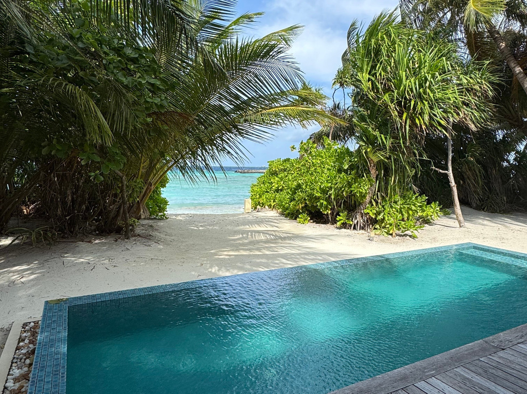 The Residence Maldives at Dhigurah主图