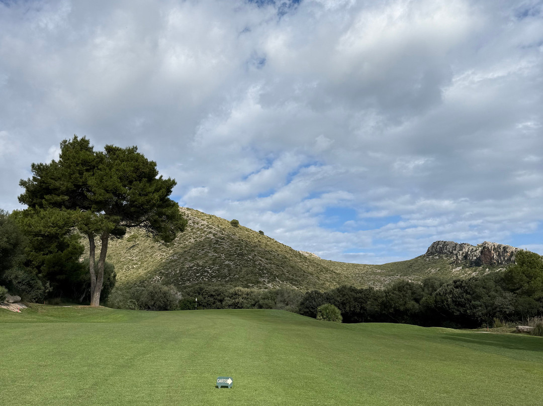 Golfschule Michel Monnard-卡普德佩拉必去景点