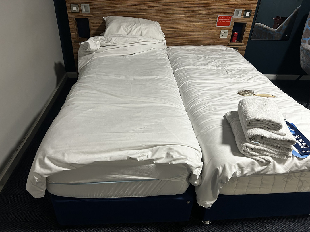 加的夫中央皇后街旅屋酒店主图