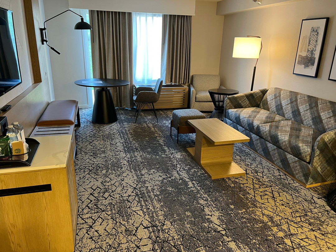 喜来登阿古拉山酒店主图