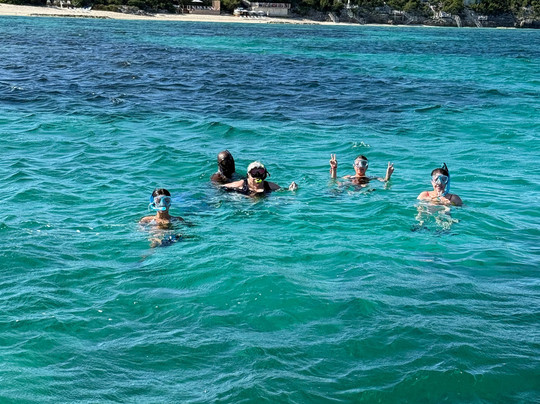 Turquoise Days-普罗维登西亚莱斯必去景点