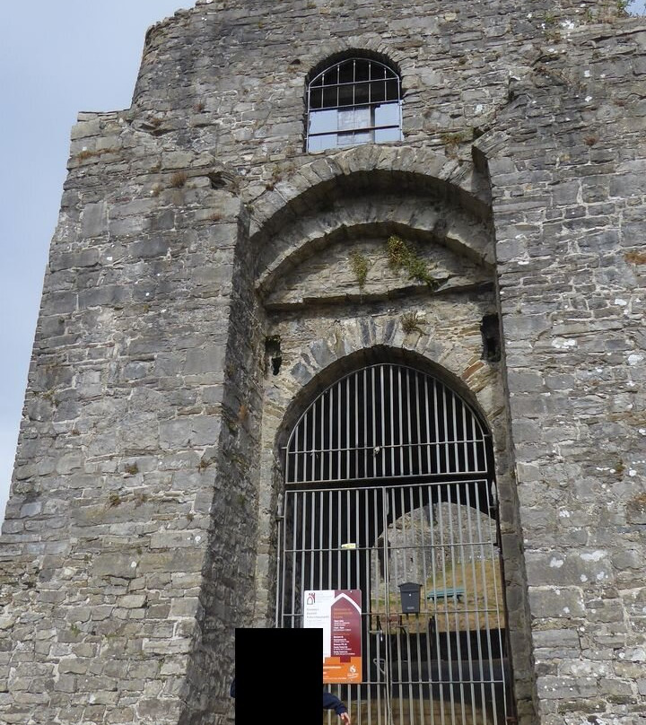 Oystermouth Castle-Mumbles必去景点