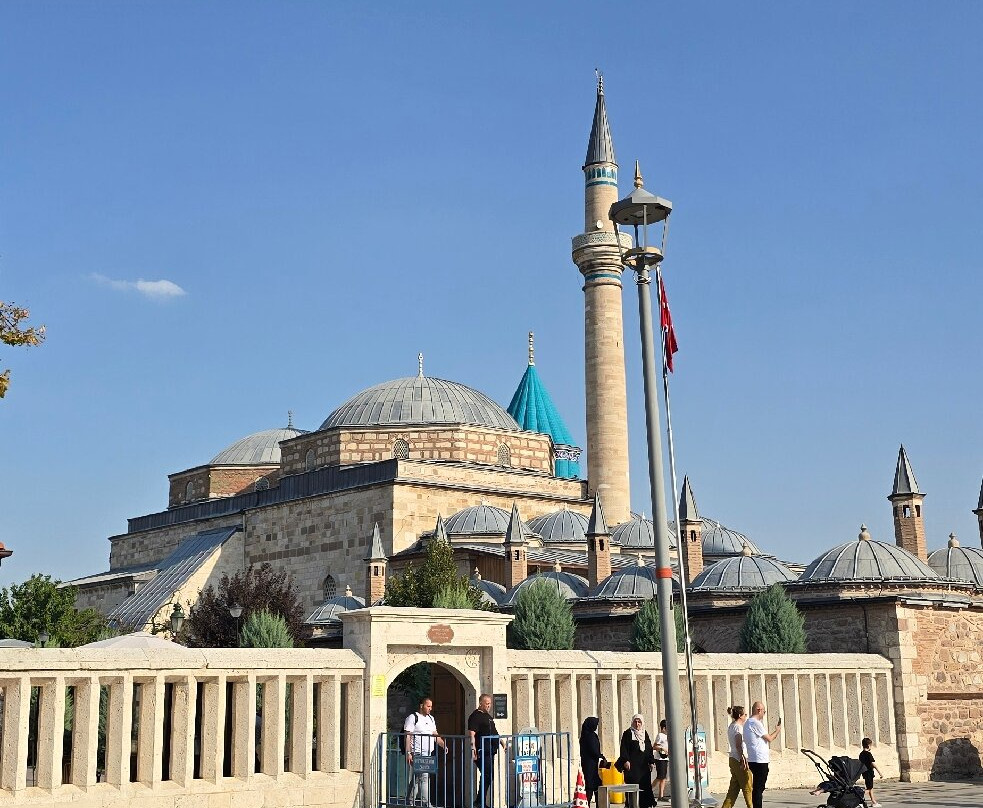 科尼亚希尔顿花园酒店主图