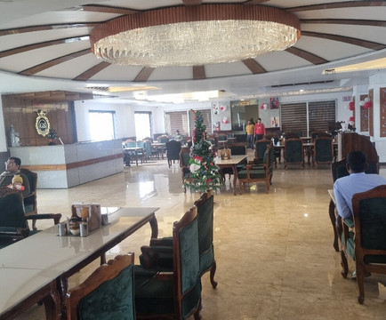 Gajraula Sukhdev Dhaba & Resort