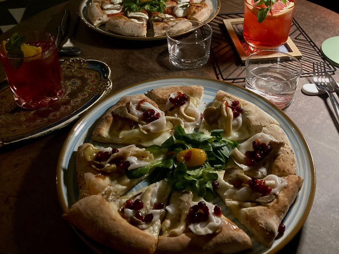 Mint Julep Cocktail Bar Food&Shop