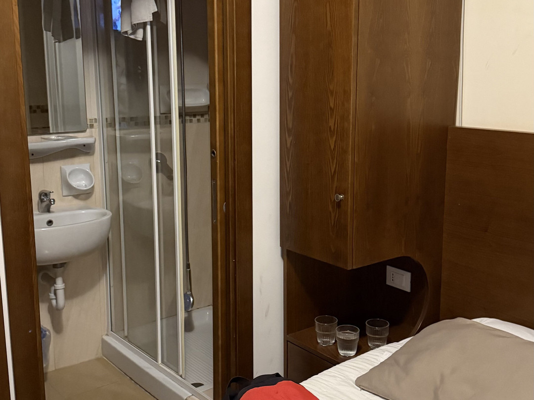 布里斯托温泉酒店主图