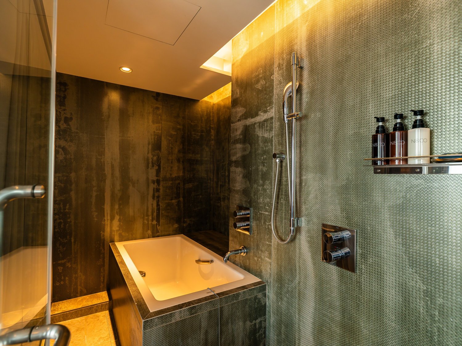 ONE＠Tokyo by insomnia-浴室