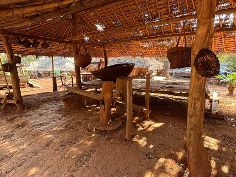 Longneck Karen Village-清莱必去景点