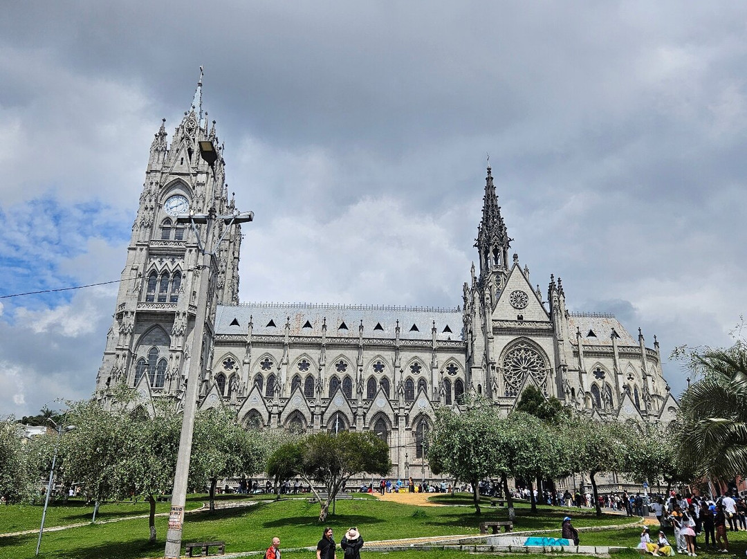 Ecuadorian Tour Guide-基多必去景点