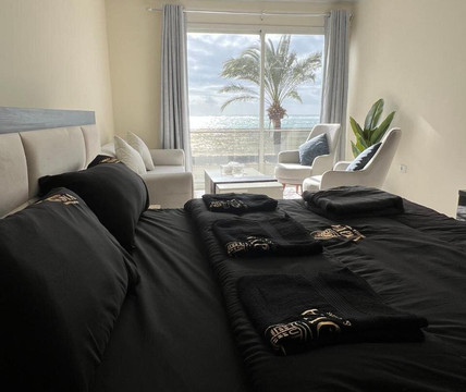 Voya Hotel And Suites