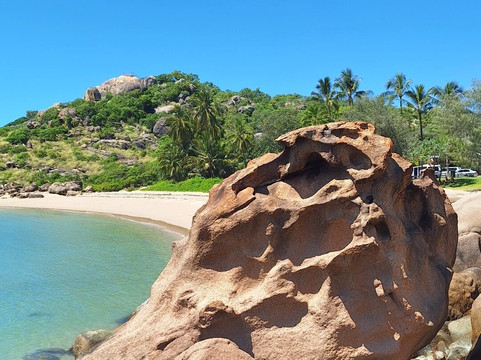 Cape Edgecumbe Walking Trail-博恩必去景点
