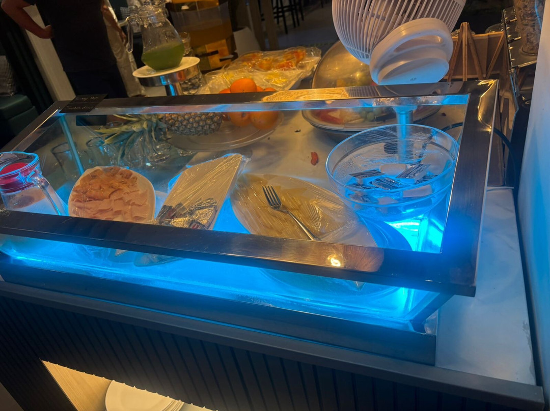 佩雷贝雷水疗酒店主图