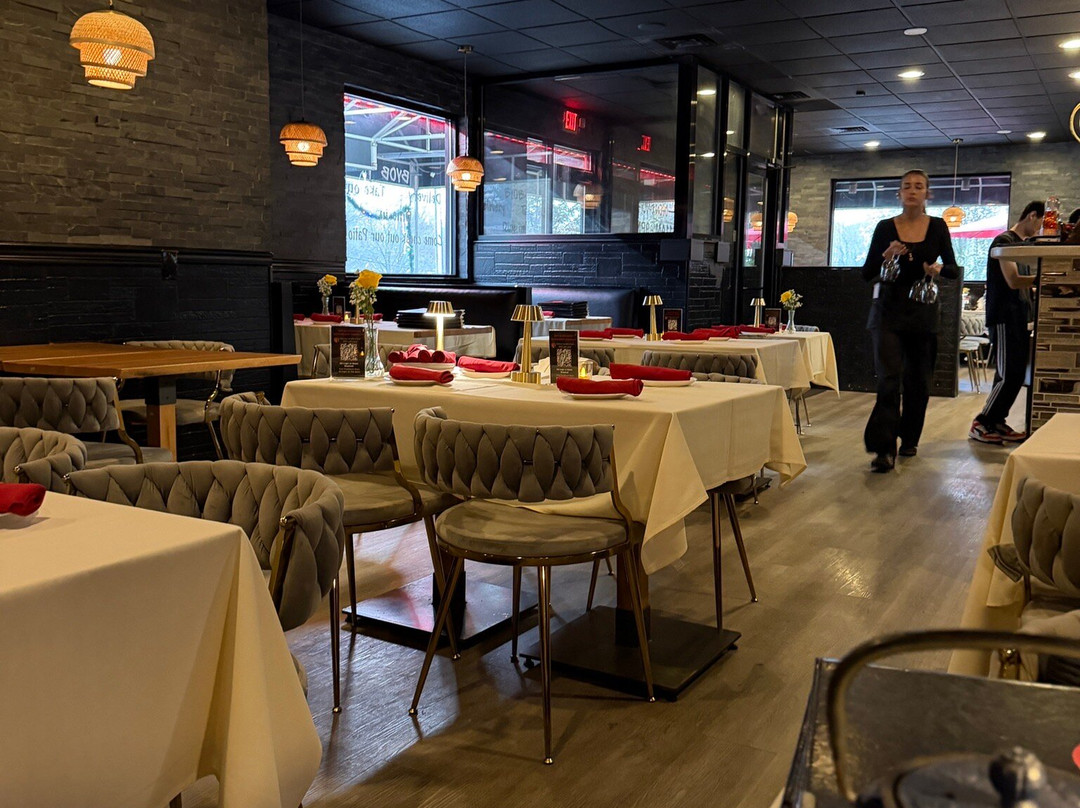 Osaka Chinese and Japanese Cuisine主图